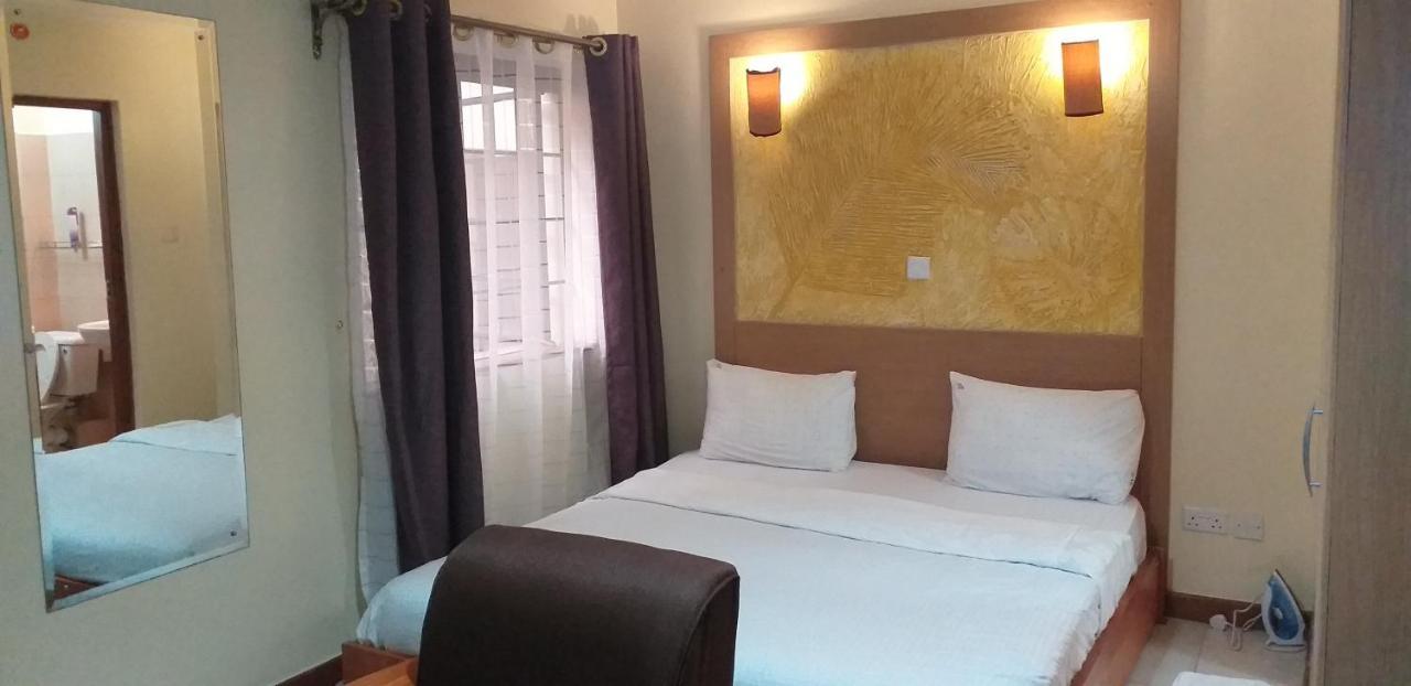 Minimalistic Studio Apartments Nairobi Eksteriør billede