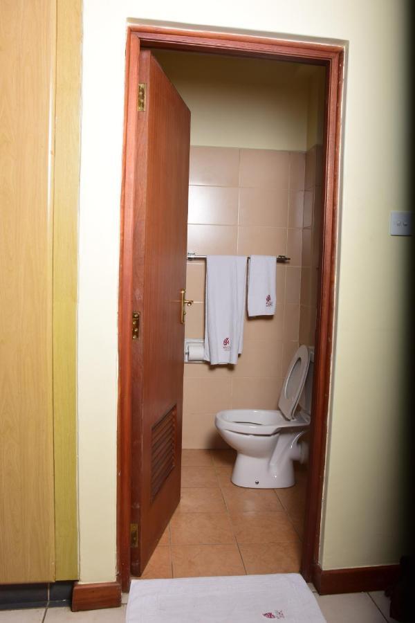 Minimalistic Studio Apartments Nairobi Eksteriør billede